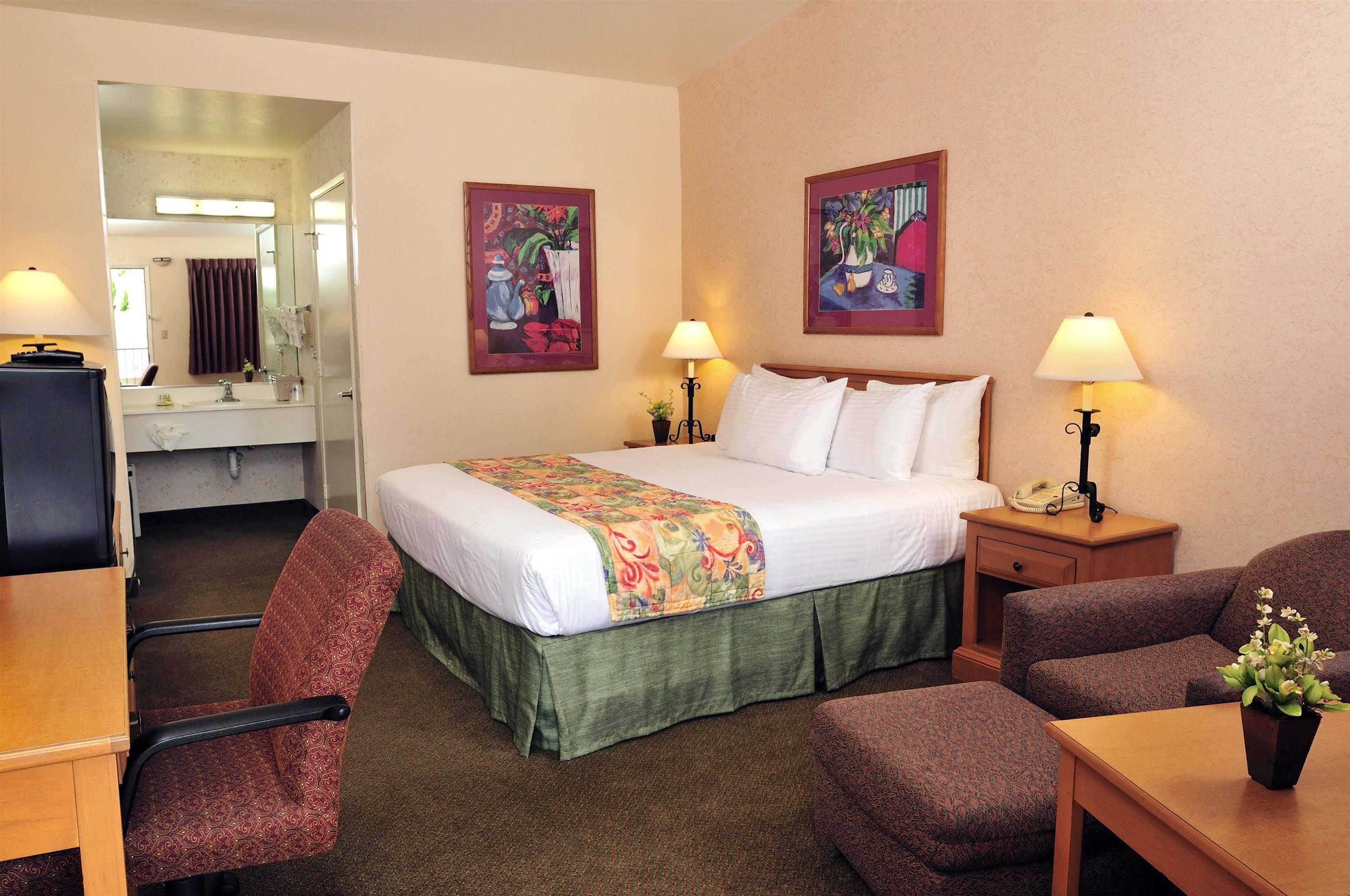 Lamplighter Inn & Suites At Sdsu ซานดิเอโก ภายนอก รูปภาพ