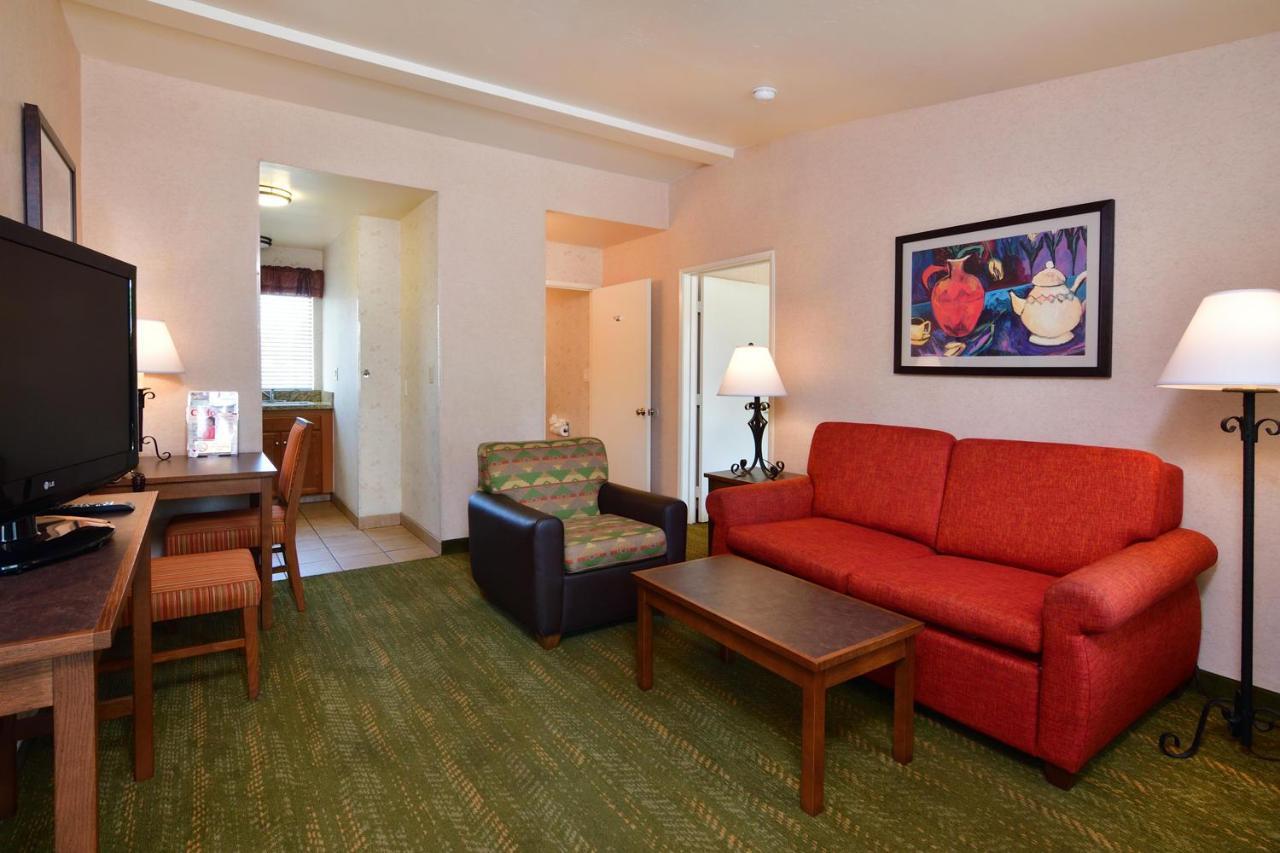 Lamplighter Inn & Suites At Sdsu ซานดิเอโก ภายนอก รูปภาพ
